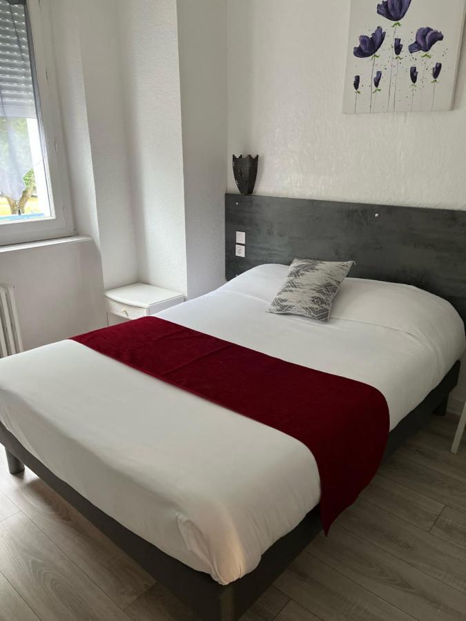 Hotel Agena ブレスト エクステリア 写真